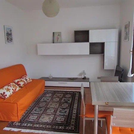 Bilocale Dante * Στρέσα