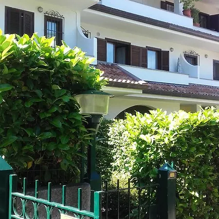 Bilocale Dante Στρέσα